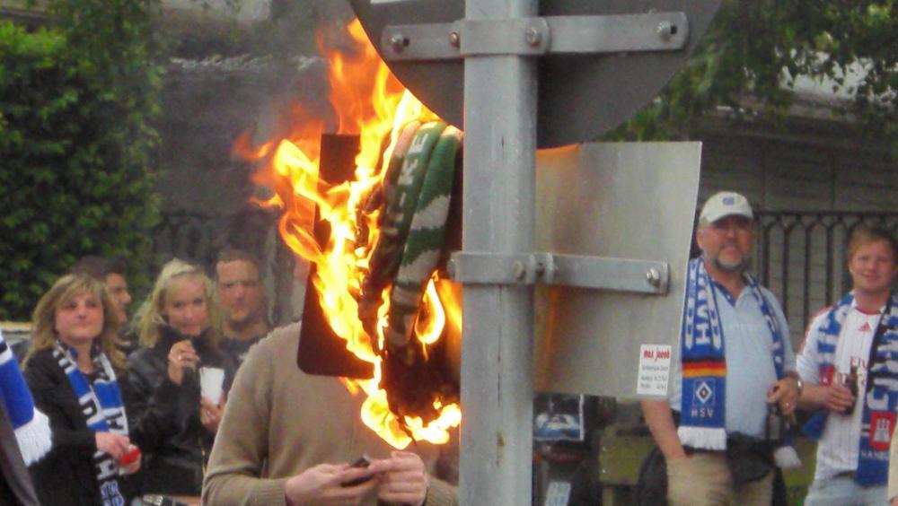 20090507-hsv-svw-uefa-0014